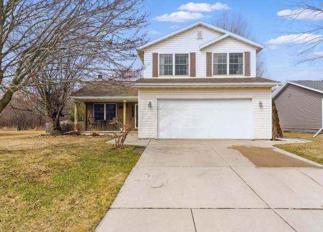 Property at 1336 E Ivy Ln, Manitowoc, WI 54220, 3 beds, 3.5 baths