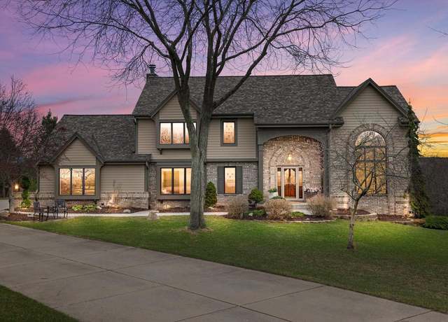 Property at S34W31341 London Dr, Waukesha, WI 53189, 3 beds, 2.5 baths