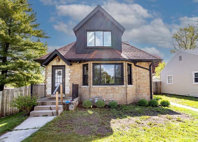 Property at 4892 N Mohawk Ave, Glendale, WI 53217, 5 beds, 3 baths