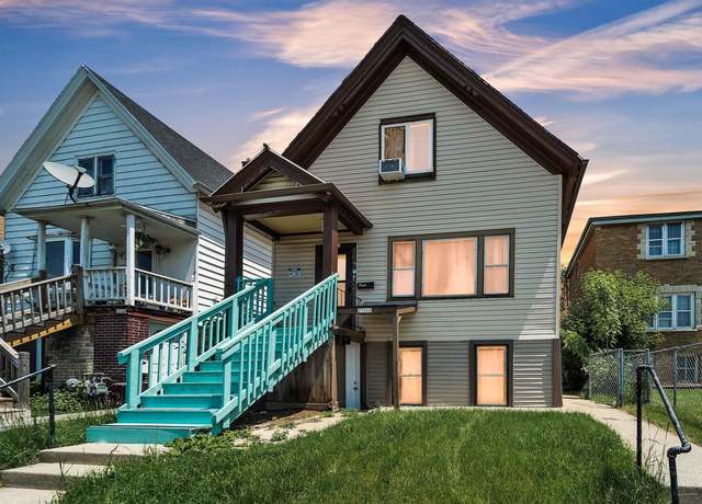 Property at 2330 S 15th Pl, Milwaukee, WI 53215, 5 beds, 3 baths