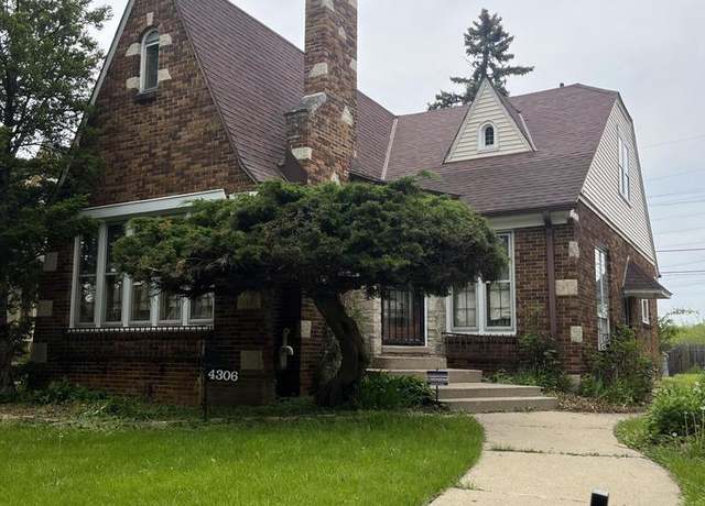 Property at 4306 N 21st St, Milwaukee, WI 53209, 4 beds, 1.5 baths