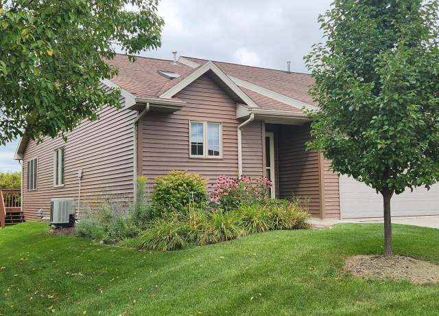 Property at 722 Indian Grass Ct, Plymouth, WI 53073, 3 beds, 3 baths