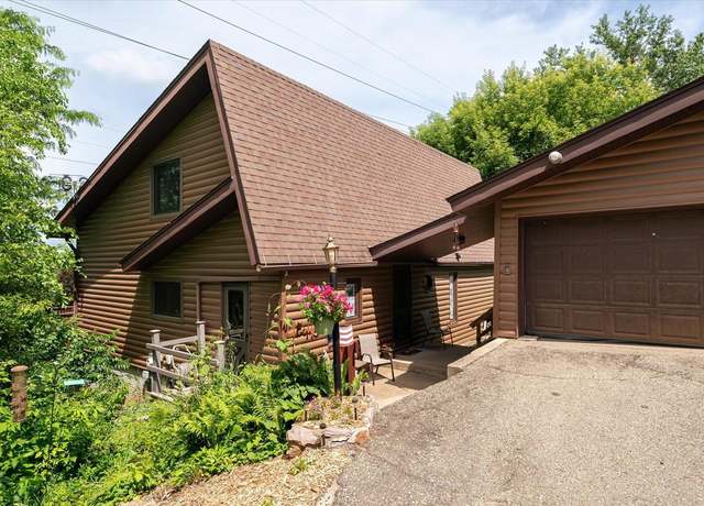 Property at W5758 Hypoint Dr, La Crosse, WI 54601, 3 beds, 2.5 baths