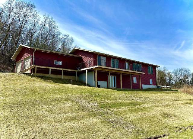 Property at W19869 Bluestem Ln, Galesville, WI 54630, 6 beds, 3 baths