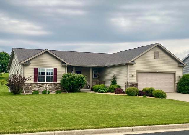 Property at N8213 Woody Ln, Ixonia, WI 53036, 4 beds, 3 baths