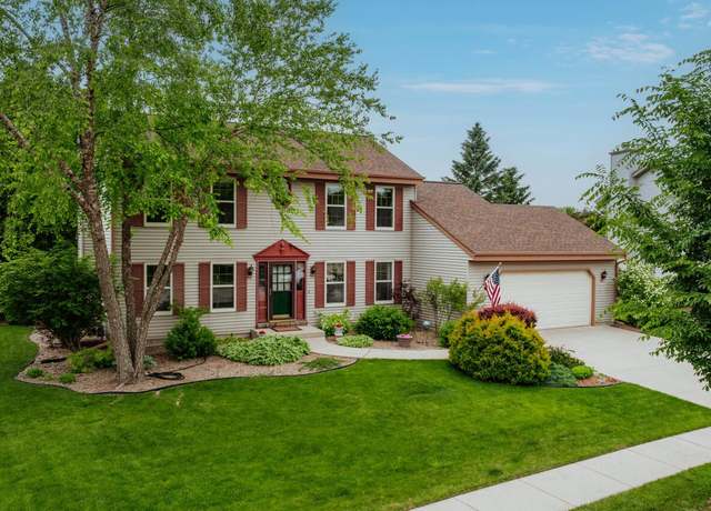 Property at W210N16571 Glencoe Ln, Jackson, WI 53037, 3 beds, 2.5 baths
