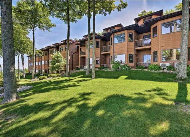 Property at 4920 N Landmark Cir #2324, Egg Harbor, WI 54209, 2 beds, 1 bath