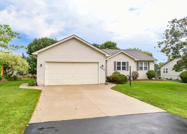 Property at 3200 Stephan Rd, Racine, WI 53402, 3 beds, 2 baths