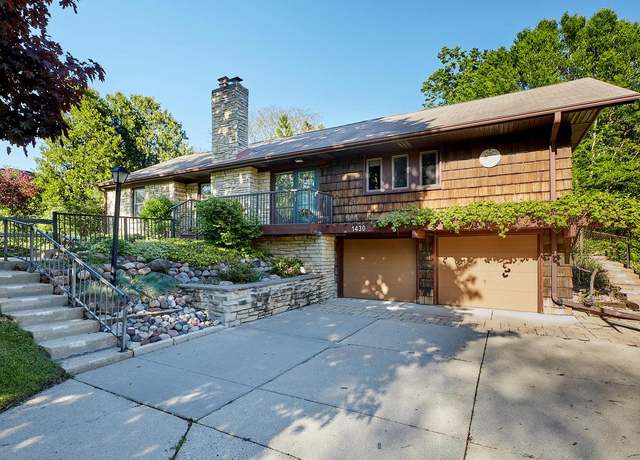 Property at 1430 Longwood Ave, Elm Grove, WI 53122, 4 beds, 2 baths