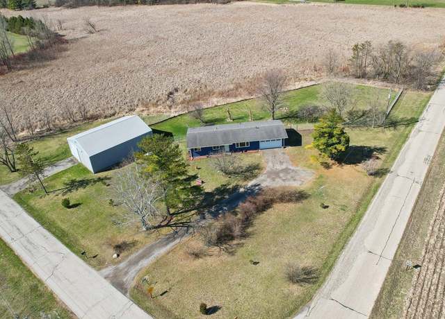 Property at N6895 N Island View Rd, Watertown, WI 53094, 3 beds, 1.5 baths