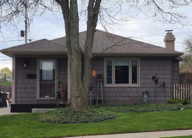 Property at 4605 Westway Ave, Racine, WI 53405, 3 beds, 2 baths