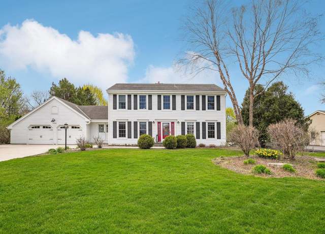 Property at 21335 Talbots Ln, Brookfield, WI 53045, 4 beds, 3.5 baths