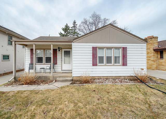 Property at 217 N 111th St, Wauwatosa, WI 53226, 3 beds, 1 bath