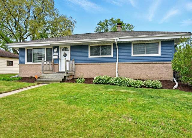 Property at 5001 57th St, Kenosha, WI 53144, 3 beds, 1.5 baths