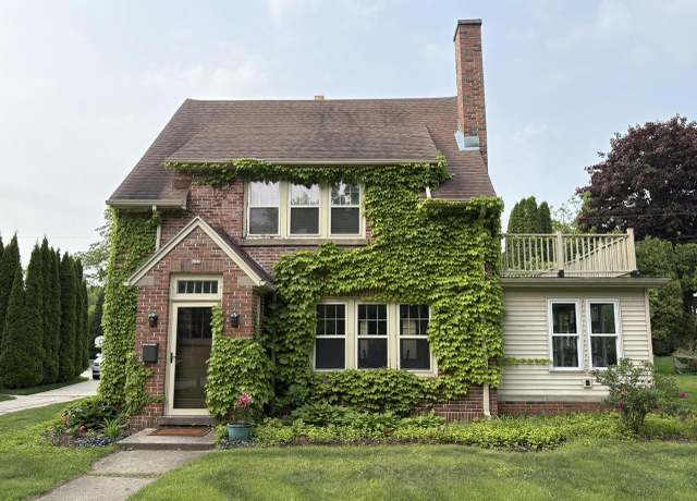 Property at 425 Audubon Rd, Kohler, WI 53044, 4 beds, 2 baths