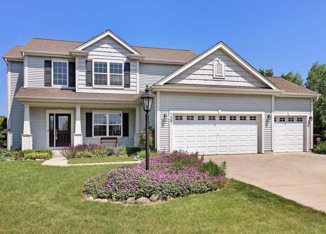 Property at 739 Pinehurst Dr, Mukwonago, WI 53149, 4 beds, 3.5 baths