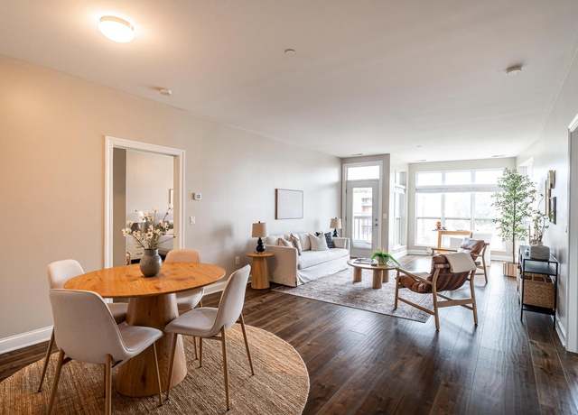 Property at 1915 N Water St #204, Milwaukee, WI 53202, 2 beds, 2 baths