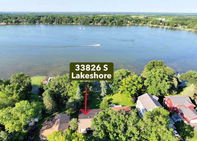 Property at 33826 S Lakeshore Dr, Burlington, WI 53105, 3 beds, 2 baths
