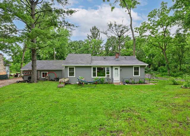 Property at W8753 Ridge Rd, Delavan, WI 53115, 2 beds, 1 bath