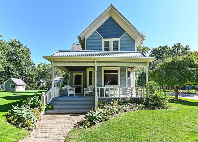 Property at 118 E Main St, Wales, WI 53183, 3 beds, 1.5 baths