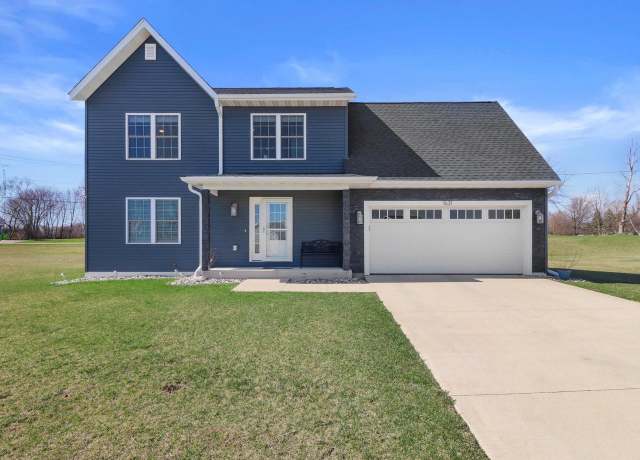Property at 1631 Smith Ln, Delavan, WI 53115, 3 beds, 2.5 baths