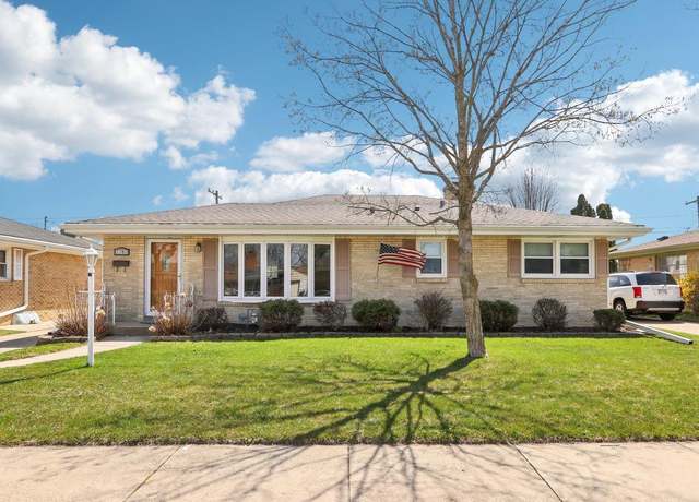 Property at 1101 Sheraton Dr, Racine, WI 53402, 3 beds, 1.5 baths