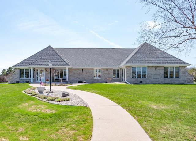 Property at N108W15053 Bel Aire Ln, Germantown, WI 53022, 4 beds, 4.5 baths