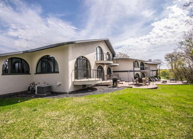 Property at 4455 Club Dr, Slinger, WI 53086, 4 beds, 4.5 baths