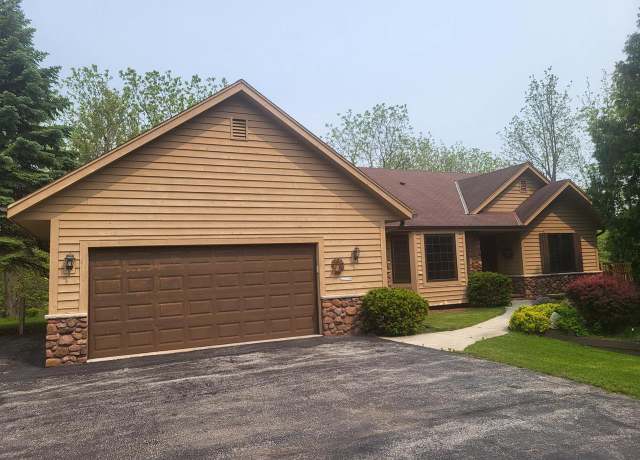 Property at 12127 W Good Hope Rd, Milwaukee, WI 53224, 4 beds, 3 baths