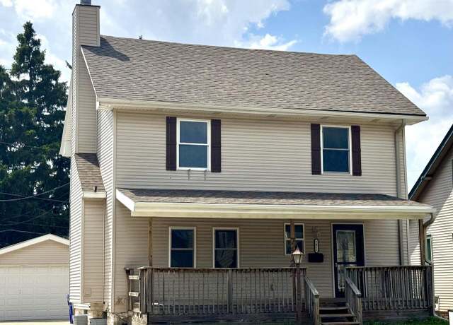 Property at 7412 22nd Ave, Kenosha, WI 53143, 4 beds, 2.5 baths