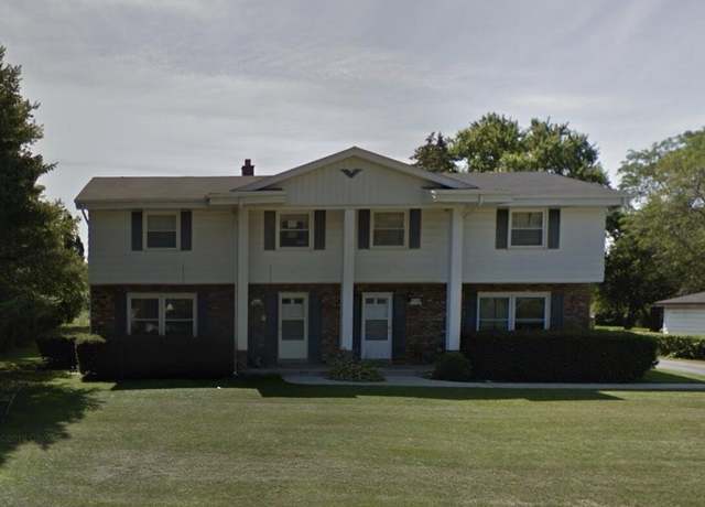 Property at N114W15157 Vicksburg Ave Unit N114W15155, Germantown, WI 53022, 6 beds, 3 baths