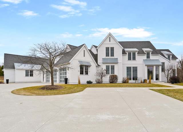 Property at W4210 Jennie Lee Ct, Malone, WI 53049, 5 beds, 5.5 baths