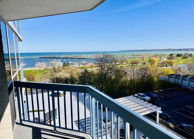 Property at 1660 N Prospect Ave #507, Milwaukee, WI 53202, 2 beds, 2 baths