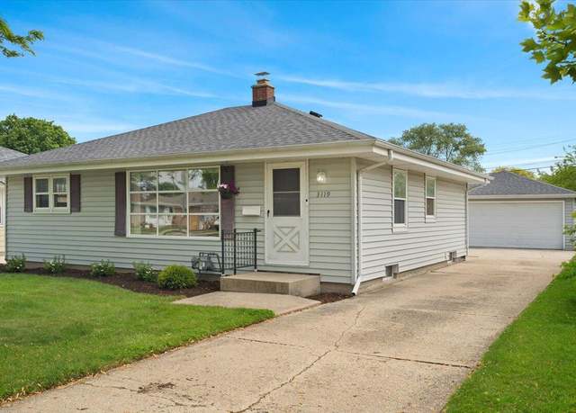 Property at 3119 26th Ave, Kenosha, WI 53140, 3 beds, 1 bath