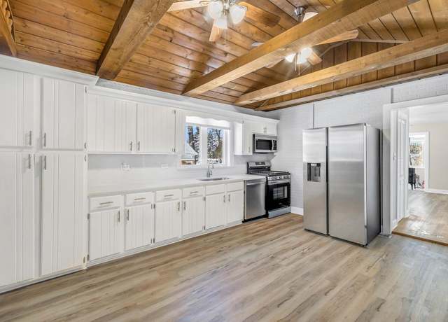 Property at W3683 Linnwood Ave, Lake Geneva, WI 53147, 3 beds, 1 bath