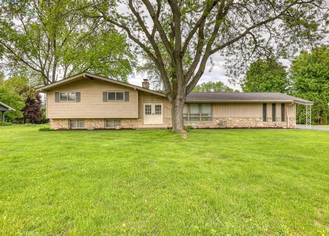 Property at 2050 Mt Kisco Dr, Elm Grove, WI 53122, 4 beds, 2 baths