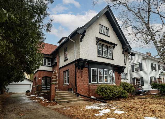 Property at 3019 N Summit Ave, Milwaukee, WI 53211, 5 beds, 3.5 baths