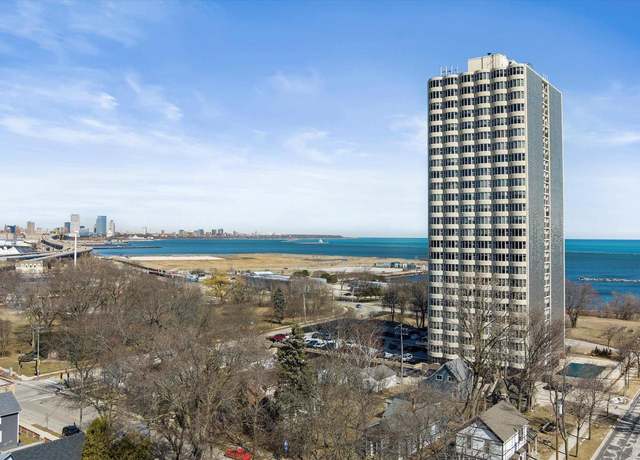 Property at 2525 S Shore Dr Unit 5C, Milwaukee, WI 53207, 2 beds, 1 bath