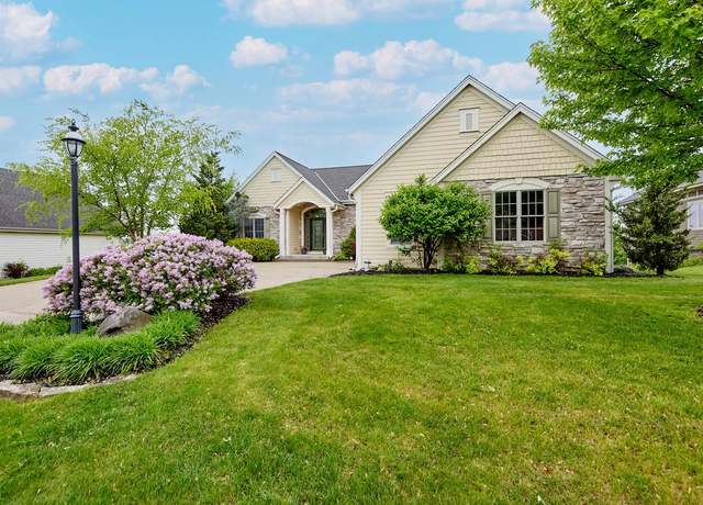 Property at 3922 Oakmont Trl, Waukesha, WI 53188, 4 beds, 3 baths