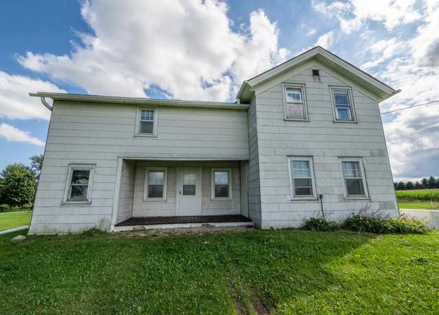 Property at 2249 State Highway 28, Kewaskum, WI 53040, 3 beds, 1.5 baths