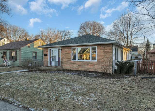 Property at 223 Douglass Ave, Waukesha, WI 53186, 3 beds, 2 baths