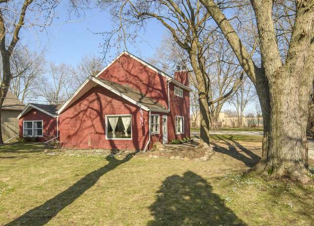 Property at 3041 97th St, Sturtevant, WI 53177, 3 beds, 2 baths