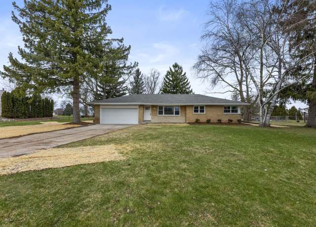 Property at W152N5409 Badger Dr, Menomonee Falls, WI 53051, 3 beds, 2.5 baths