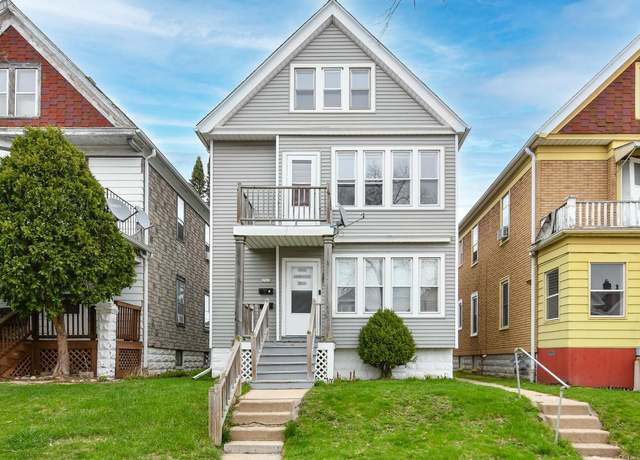 Property at 2960 S 10th St, Milwaukee, WI 53215, 5 beds, 2 baths