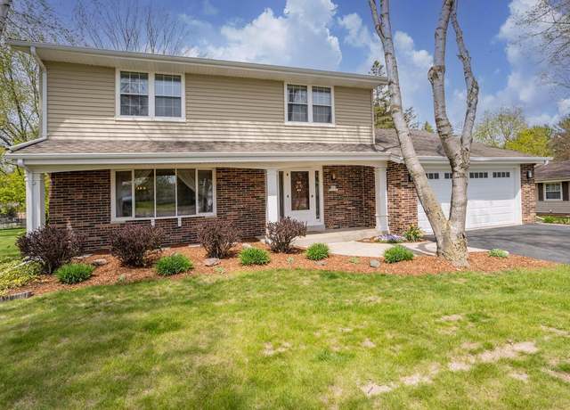 Property at N62W24102 Hickory Dr, Sussex, WI 53089, 3 beds, 2.5 baths