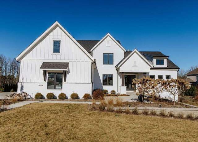 Property at 13870 Larsen Ct, Brookfield, WI 53005, 5 beds, 4.5 baths