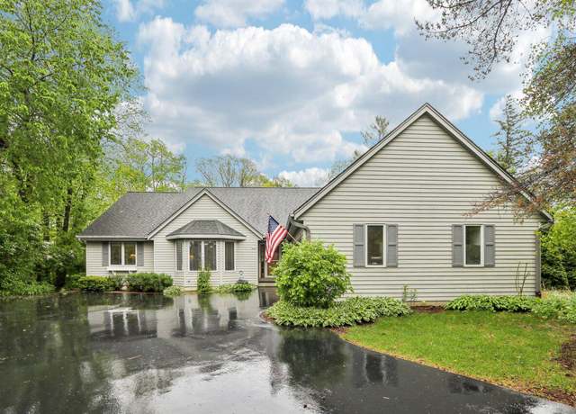 Property at 4610 S 124th St, Greenfield, WI 53228, 3 beds, 3 baths
