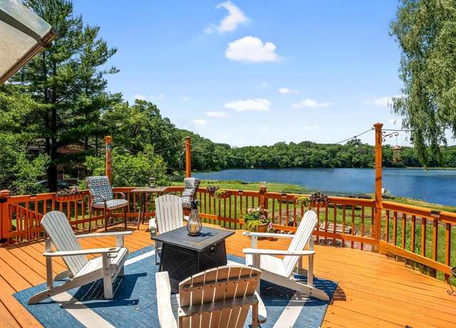Property at N8911 Swift Lake Dr, East Troy, WI 53120, 2 beds, 1 bath
