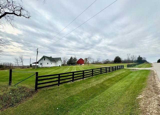 Property at N8415 Branch Rd, Ixonia, WI 53036, 4 beds, 2.5 baths