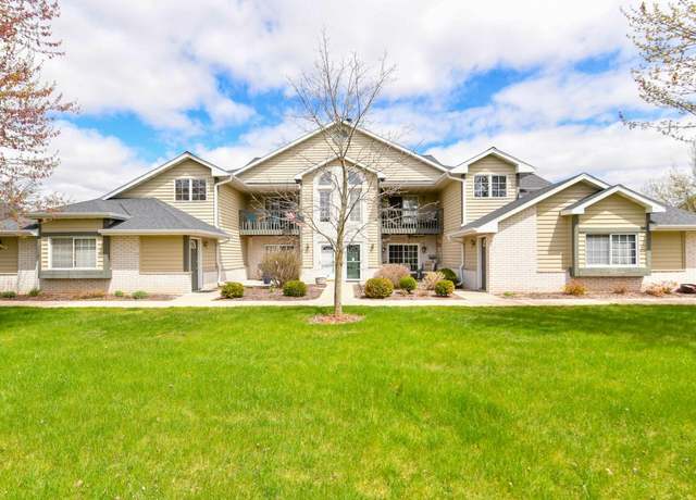 Property at W240N2510 E Parkway Meadow Cir #8, Pewaukee, WI 53072, 2 beds, 2 baths